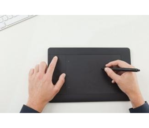 Wacom Intuos5 Touch S - 77809 - zdjęcie 2